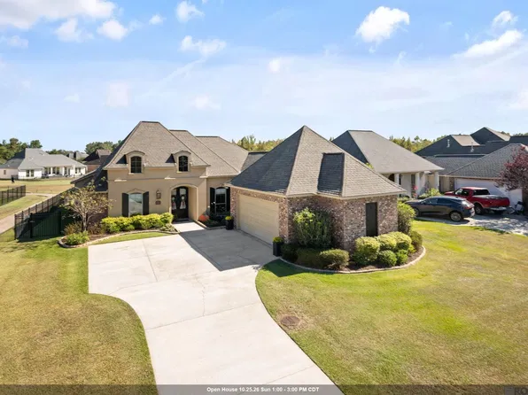 22321 Fairway View Dr, Zachary, LA 70791