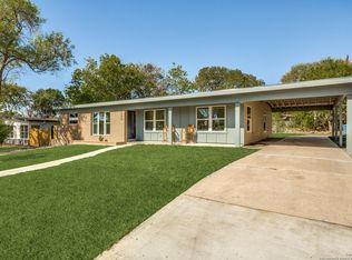 111 Teakwood Ln, San Antonio, TX 78216