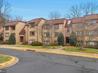 1657 Parkcrest Cir APT 100, Reston, VA 20190