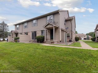 1158 Bay Ct, Holly, MI 48442