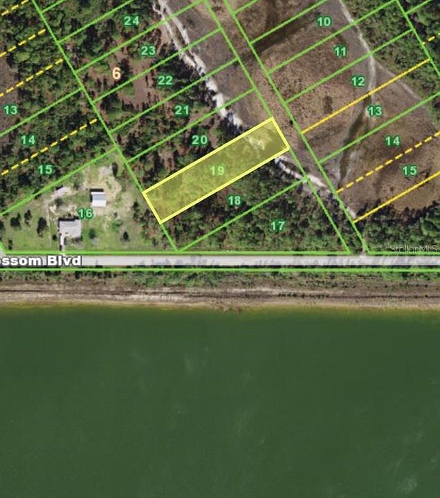 2nd image of 16145 Hibiscus Dr