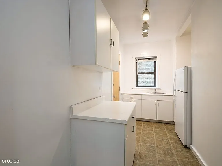 4002 N Kenmore Ave #3E — Photo 6