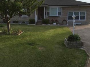 8008 Pina Way, Louisville, KY 40219