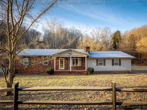 3959 Allens Fork Rd, Charleston, WV 25320