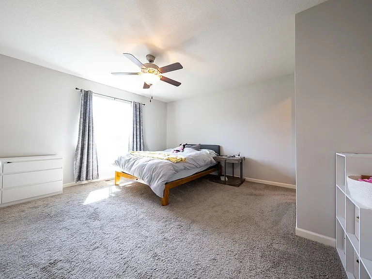 316 Art St NW — Photo 9