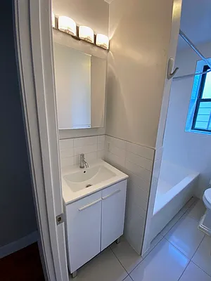 Rented by Mdays Realty | media 24