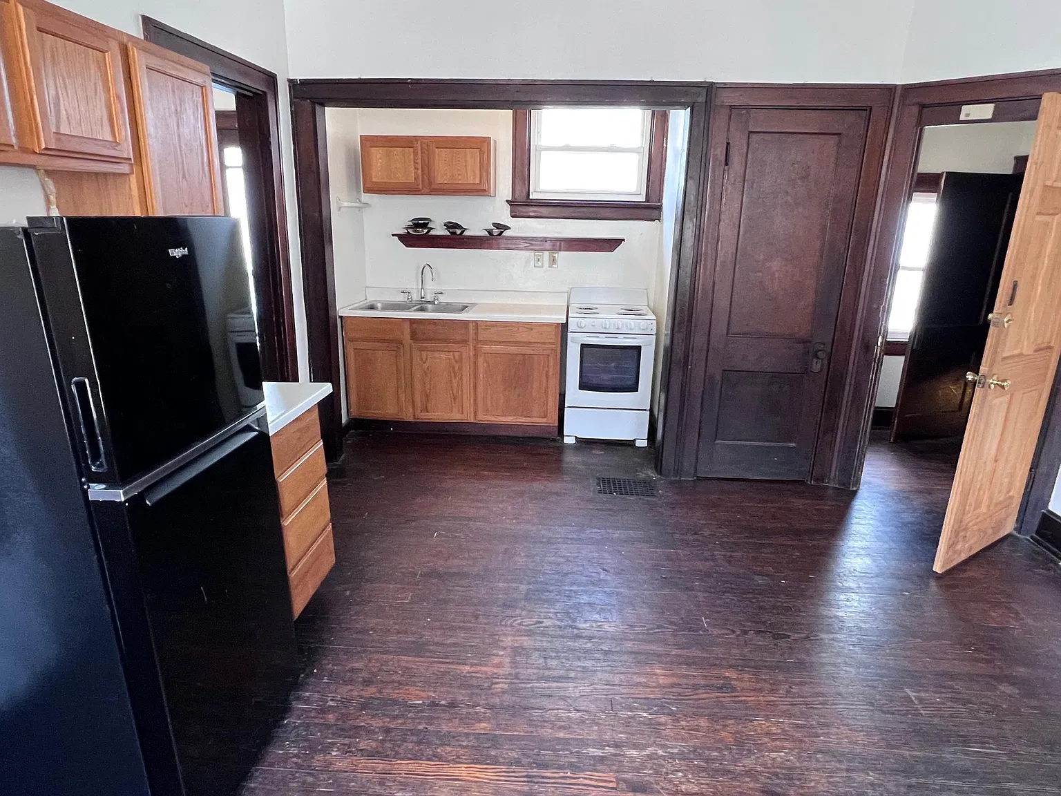 2359 Rohs St — Photo 4