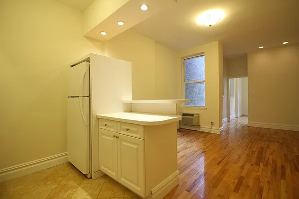 Rented by Keller Williams NYC | media 9