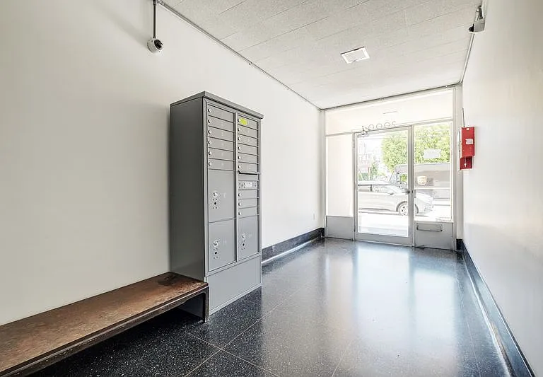 2000 Greenwich St #9 — Photo 26