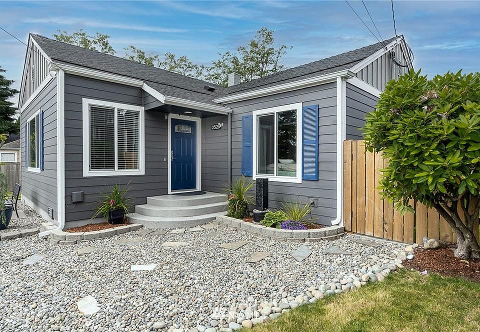 1st image of 2526 58th Ave NE