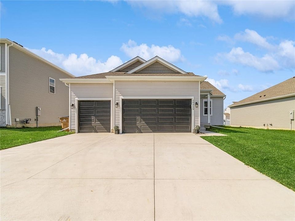 1st image of 10439 Southerwick Pl