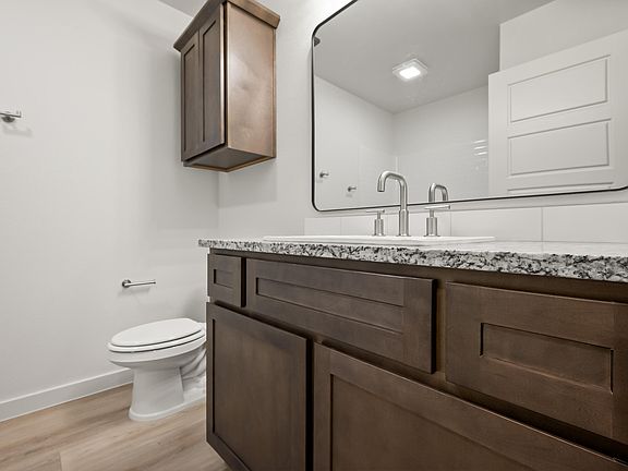 5th image of 2616 Garland Ave