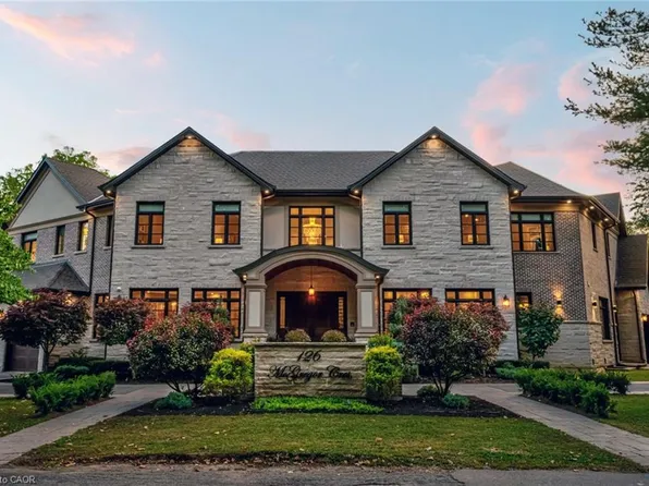 126 McGregor Cres, Hamilton, ON L9G 1B5