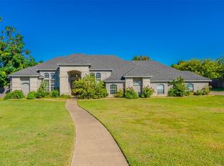 950 Bentle Branch Ln, Cedar Hill, TX 75104