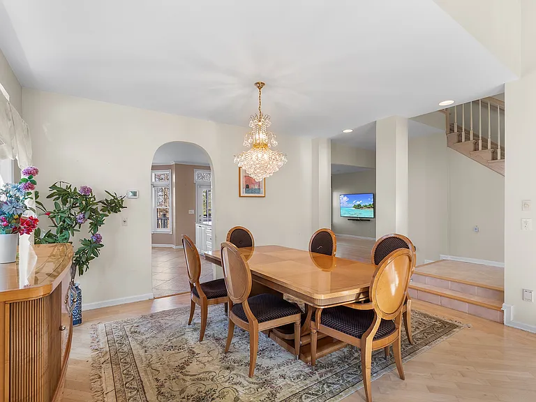70 Hartley Ln — Photo 7