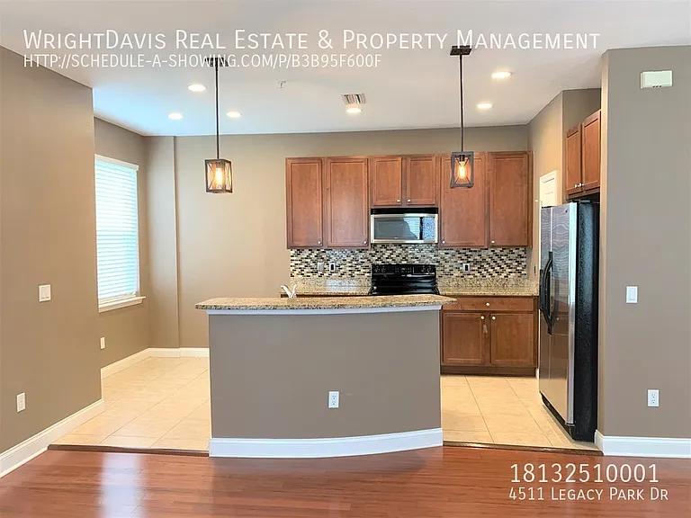 4511 Legacy Park Dr — Photo 10