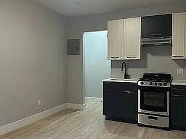 545 West 125th Street image 1 of 5
