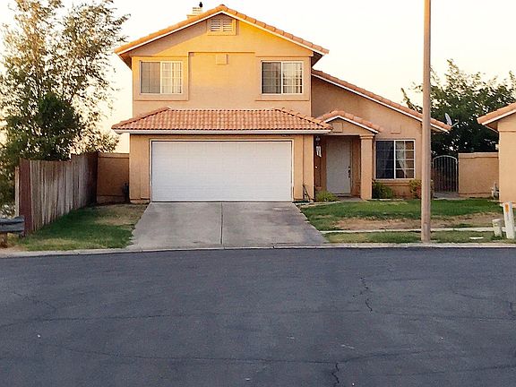 3rd image of 12439 Teakwood Ave