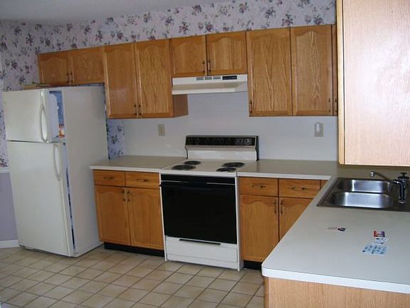 3rd image of 3256 Salem Cove Trl SE