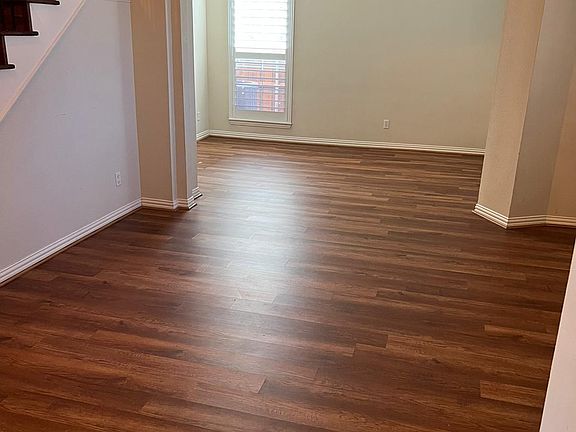 2nd image of 3020 Dove Creek Ln