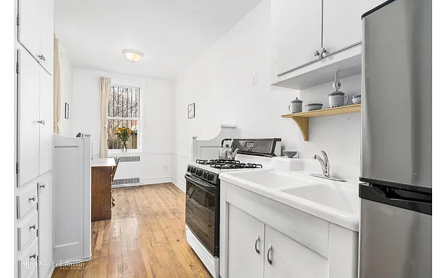 Sold by Douglas Elliman | media 3