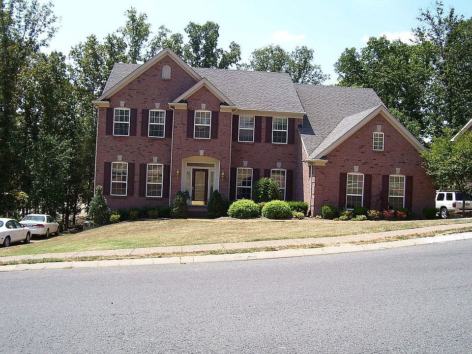 Elegant street view on stately Golf Course Community Home