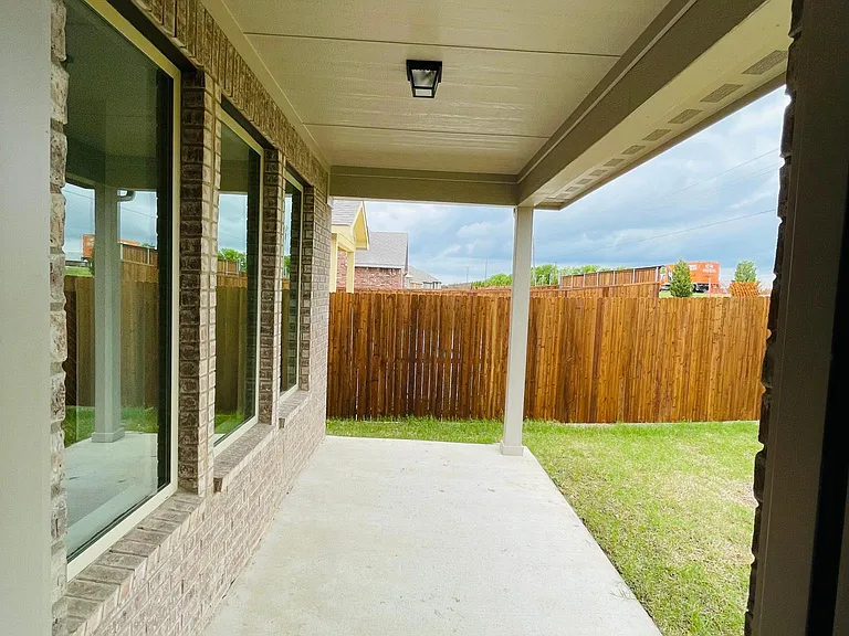 1836 Lockhart Dr — Photo 18