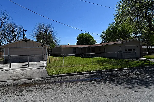 5103 Coral Mist St — Photo 4