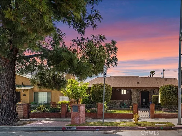 11352 Strathern St, Sun Valley, CA 91352