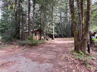 170 N Mount Washington Dr, Hoodsport, WA 98548