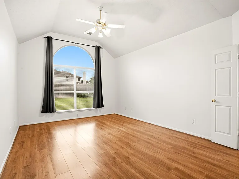 3906 Tigris Ridge Dr — Photo 13