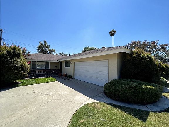 3rd image of 5332 Sunnyside Dr