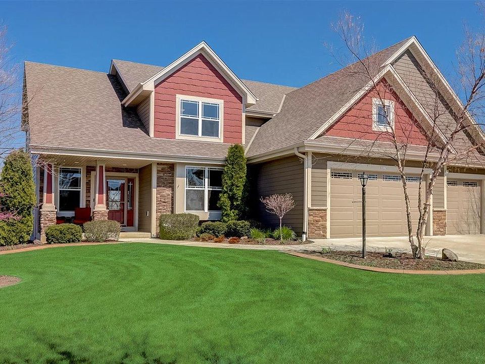 1st image of 10170 S Barrington Dr