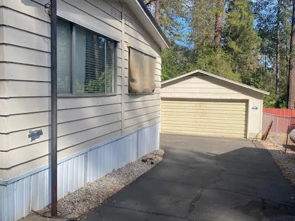20741 Mammoth Dr, Lakehead, CA 96051