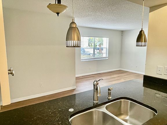 3rd image of 304 S Habana Ave