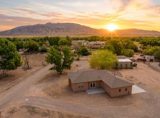 480 Paseo Dulcelina Rd, Corrales, NM 87048