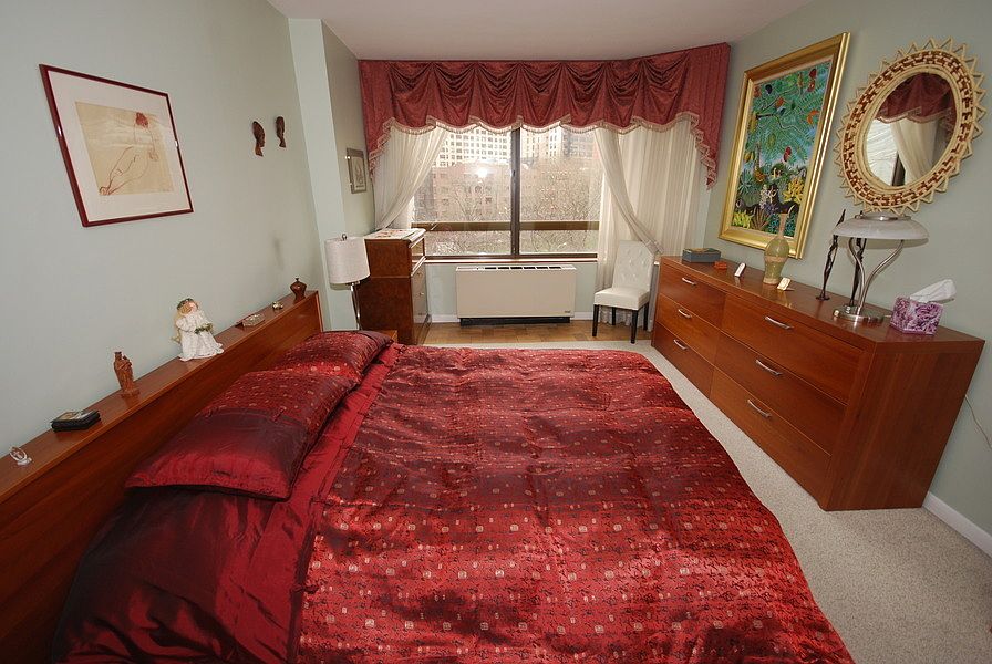 1st image of 630 1st Ave APT 6F