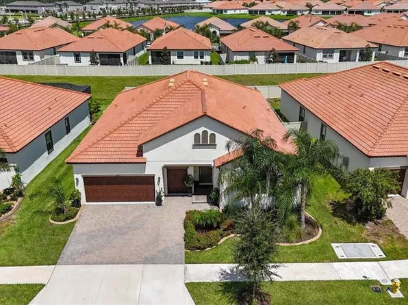 17317 Scuba Crest St, Wimauma, FL 33598