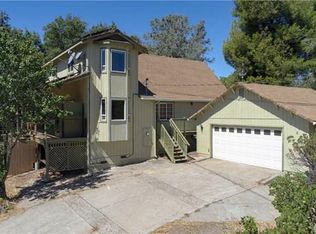 16499 Crescent Ct, Hidden Valley Lake, CA 95467