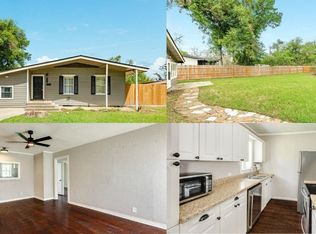 219 Camellia St, Lake Jackson, TX 77566
