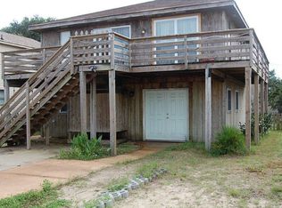 2020 Franklin St, Kill Devil Hills, NC 27948