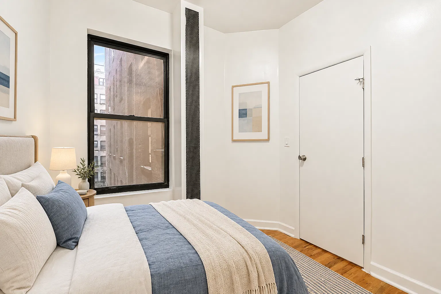 160 Waverly Place — Photo 3