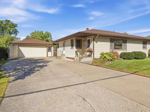 415 N 6th AVENUE, Onalaska, WI 54650