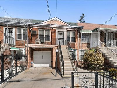 1031 E 211th Street, Bronx, NY, 10469