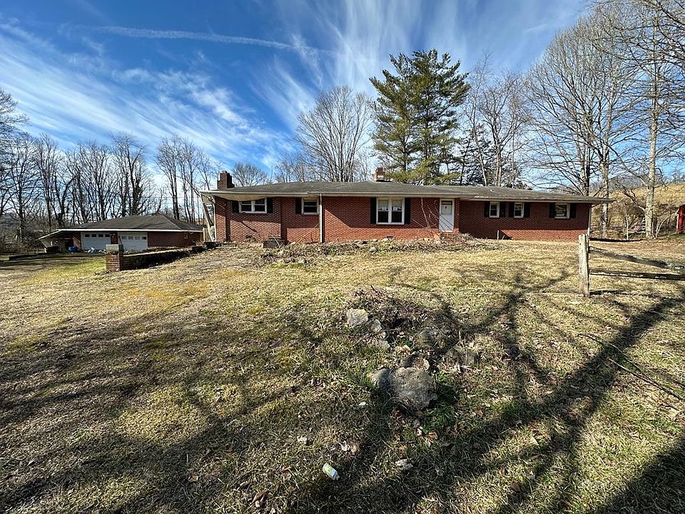 1st image of 36181 Plum Creek Rd