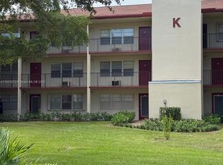 Century Village, Hollywood, FL 33027