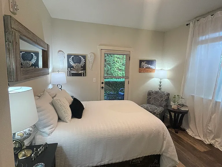 819 NW Wheelock Pl #819 — Photo 64