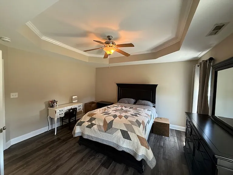 109 Lincolnton Ct — Photo 18