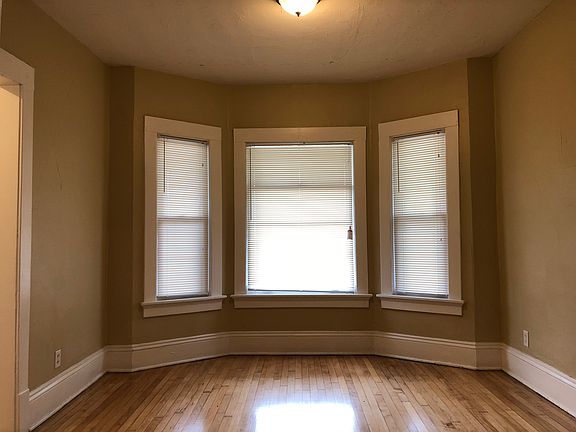 3rd image of 3457 N Oakland Ave