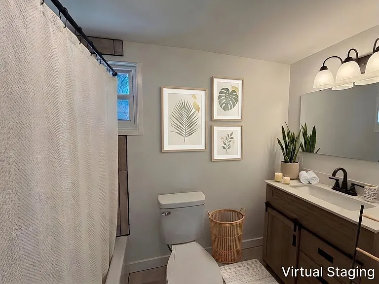 12 Long St — Photo 16